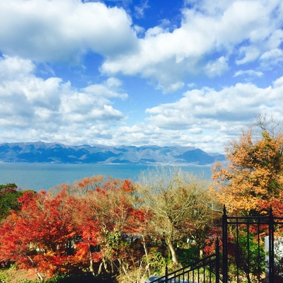 Lake Suwa and Autumn Leaves
